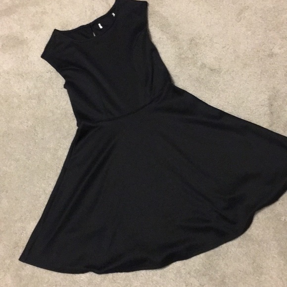 kids black skater dress